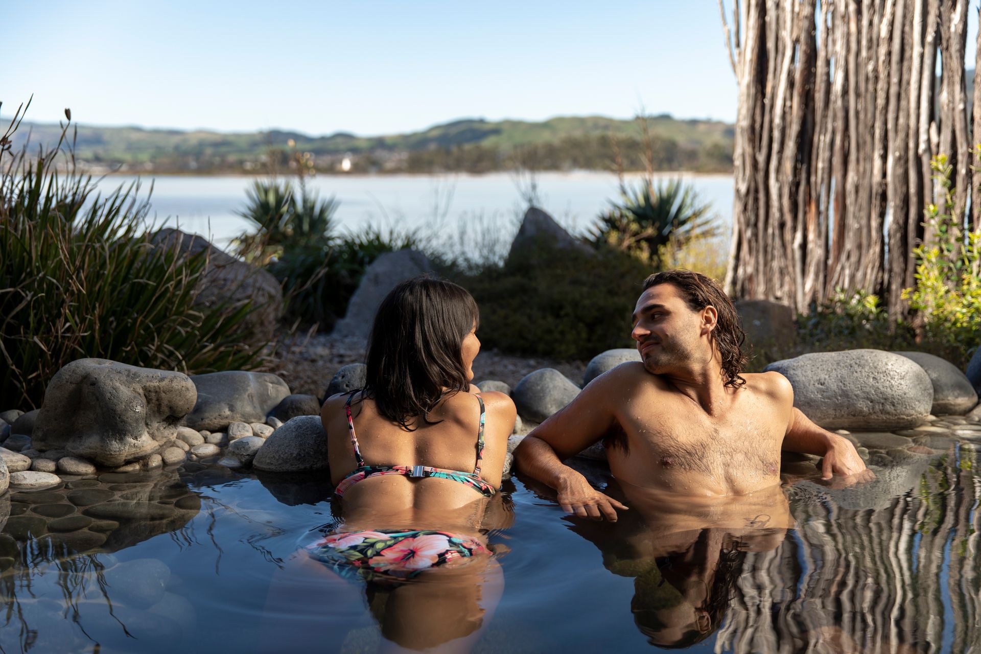 603275 polynesian spa couple 2019 web 1920px